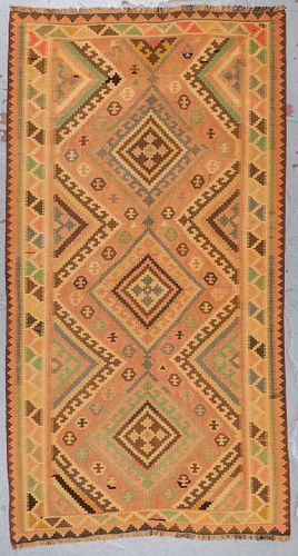 Vintage Shiraz Kilim: 4'8'' x 8'10''