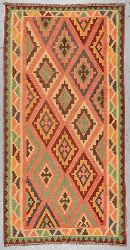 Vintage Shiraz Kilim: 4'7'' x 8'10''
