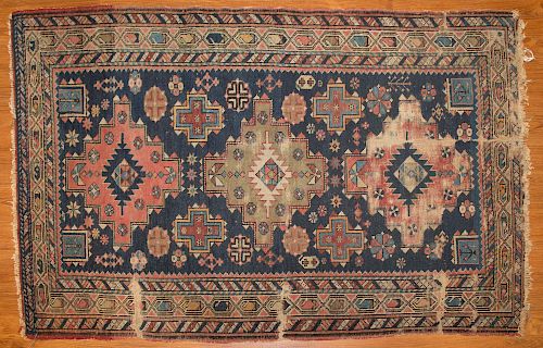 Antique Shirvan rug, approx. 3.5 x 5.3
