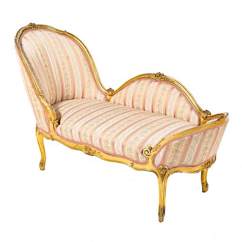 Louis XV style carved gilt wood chaise