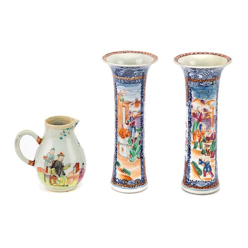 Pr. Chinese Export Mandarin Palette trumpet vases