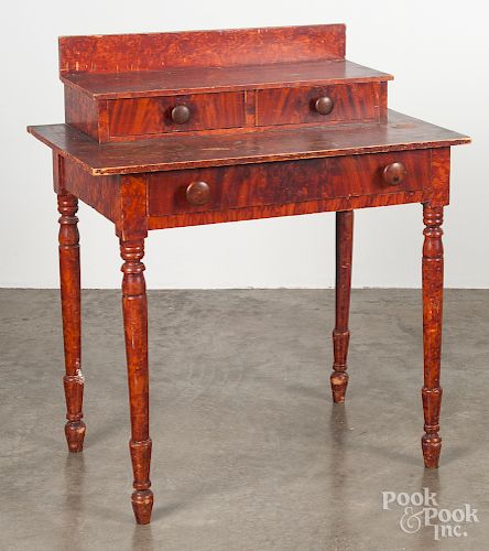 New England painted dressing table