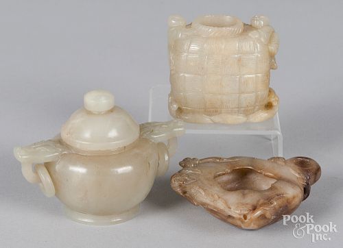 Three pieces of Chinese carved jade