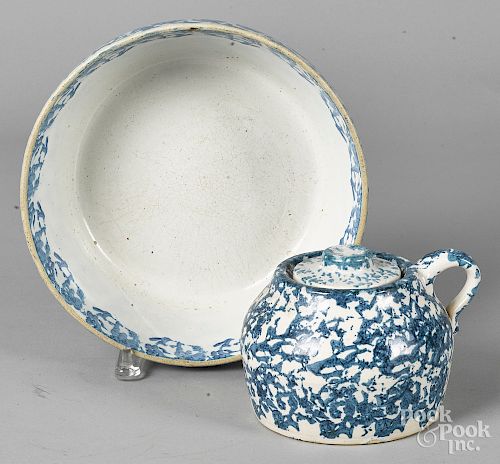 Two pieces of blue and white spongeware