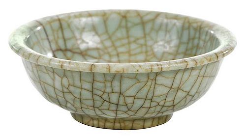Longquan Celadon Crackle Glaze Bowl