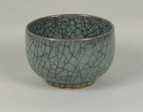 Chinese Guan Type Crackled Celadon Bowl