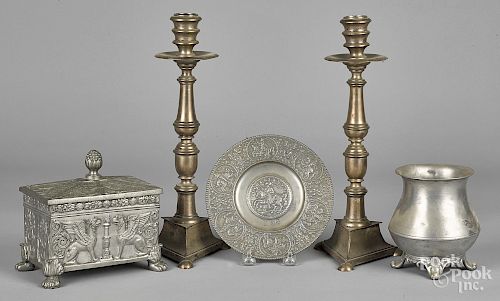 Group of miscellaneous pewter