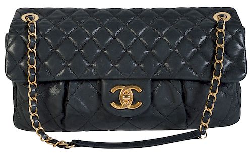 Navy Blue CHANEL Quilted Calfskin Leather Bag