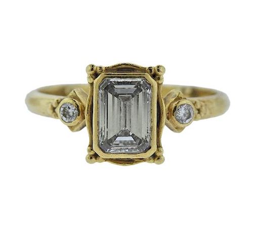 18K Gold 1.02Ct FVS1 Emerald Cut Diamond Ring