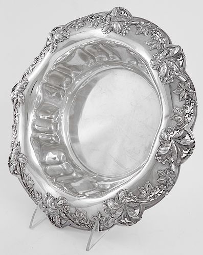 Tiffany & Co. Sterling Center Bowl, #16346, 20th c., marked "Tiffany & Co., 16346, Makers 321, Sterling Silver 925/1000," the pierced scalloped undula