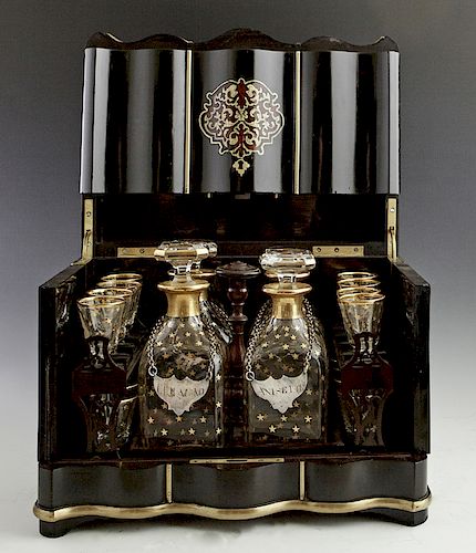 Exceptional French Boulle Inlaid Brass Bound Cave a Liqueur, c. 1870, the inlaid folding lid opening to a lift out pierced mahogany tray fitted with f