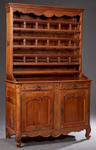 French Louis XV Style Carved Inlaid Cherry Vaisselier, 19th c., the stepped ogee crown over three spindled plate racks, on a base with a plate rail ov