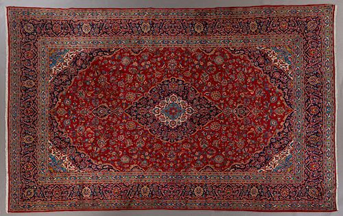 Kashan Carpet, 9' 7 x 13' 6.