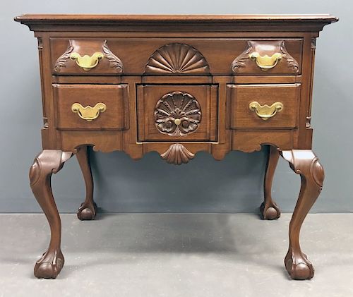 New England Chippendale Style Mahogany Low-Boy