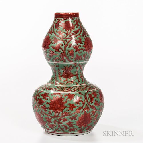 Red- and Green-enameled Double Gourd Vase