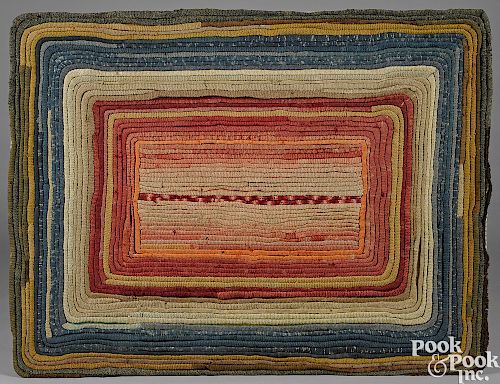 Geometric shirred cotton rug