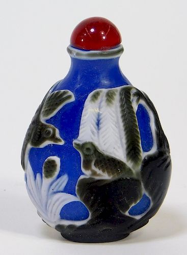 Chinese Peking Glass 3 Color Bird Snuff Bottle