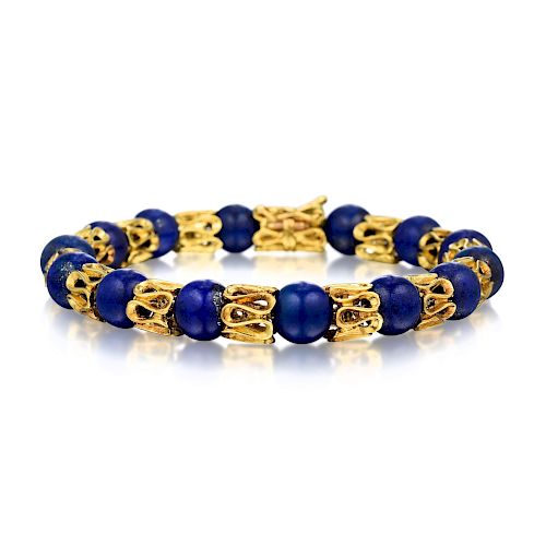 An 18K Gold Lapis Lazuli Bracelet
