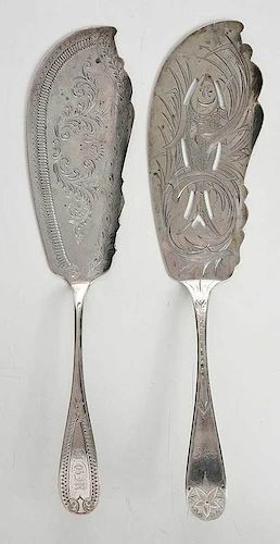 Two Coin Silver Fish Servers