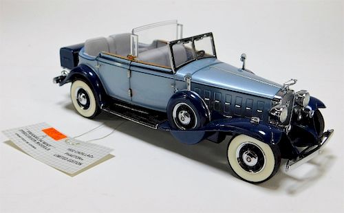 Franklin Mint 1:24 1932 Cadillac Phaeton Diecast