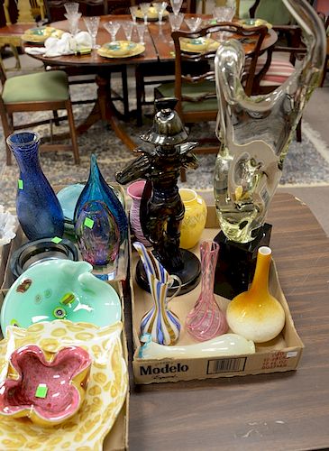 Three tray lots of art glass to include clear art glass sculpture, art glass sculpture, art glass dishes and trays, pink hand blown...