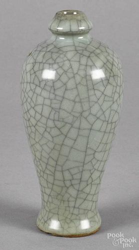 Chinese crackle glaze vase, 20th c., 7'' h.