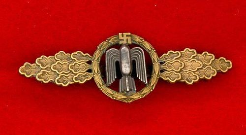 German WWII Bomber Clasp 