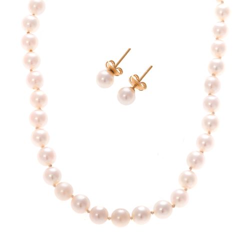 A Pearl Necklace & Matching Earrings in 18K & 14K
