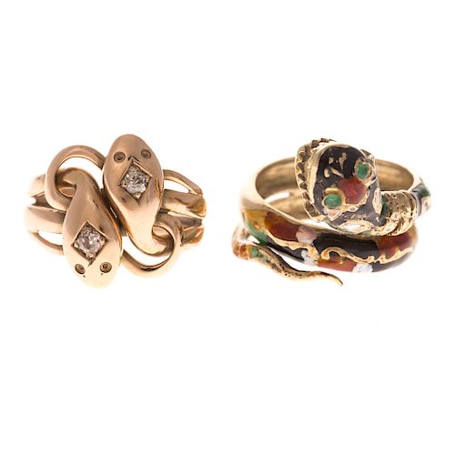A Pair of Snake Rings in Gold