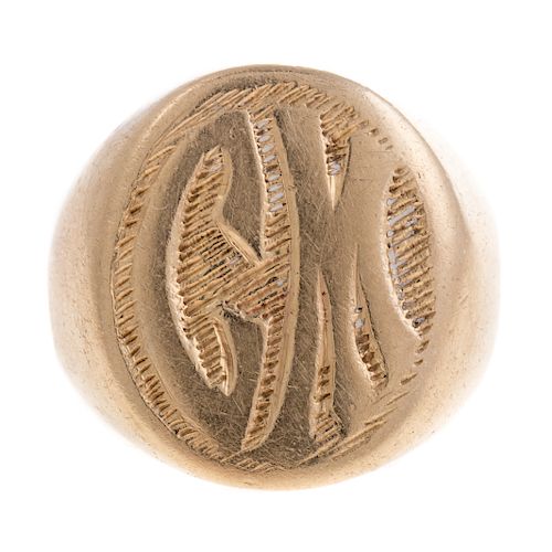 A Lady's 14K Hand Engraved Signet Ring