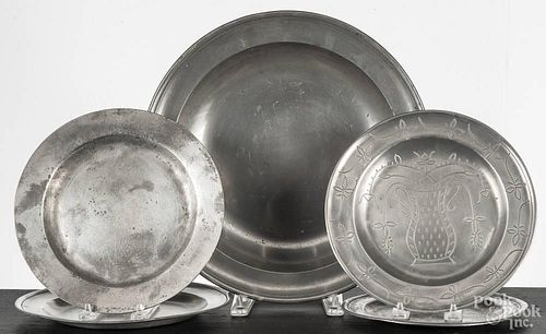 Towsend and Compton pewter deep dish,  ca. 1800, 13'' dia., together with four English pewter plates