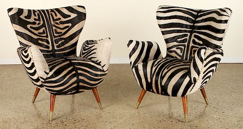 PAIR BUTTERFLY CHAIR MANNER OF PAOLO BUFFA C.1960