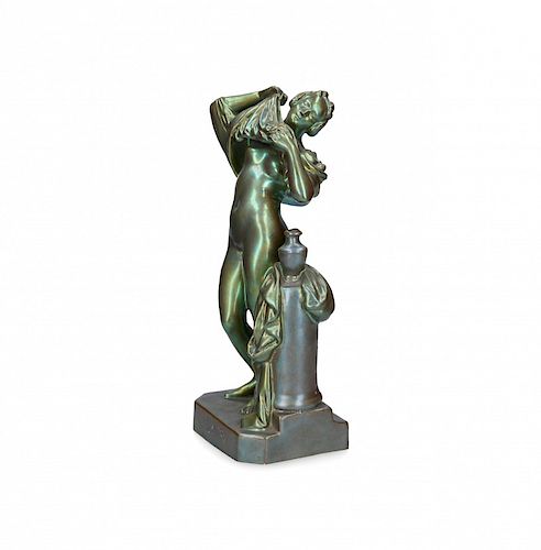 "Venus", Austro-Hungarian Art Nouveau sculpture in opal ref "Venus", escultura austrohúngara Art Nouveau en loza de ref