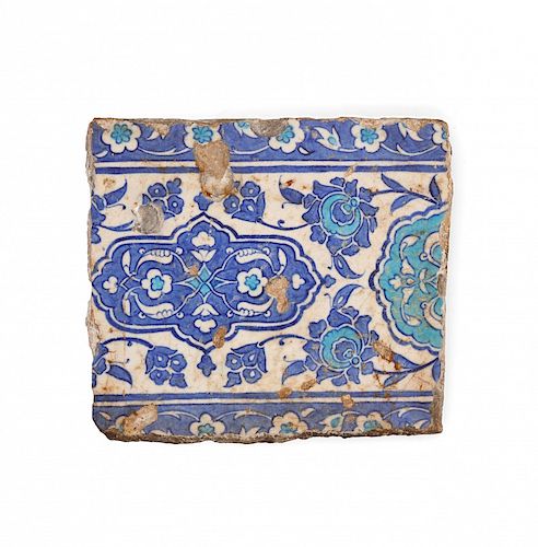 Turkish tile in enamelled ceramic of Iznik, probably of the Azulejo turco en cerámica esmaltada de Iznik, probablemente