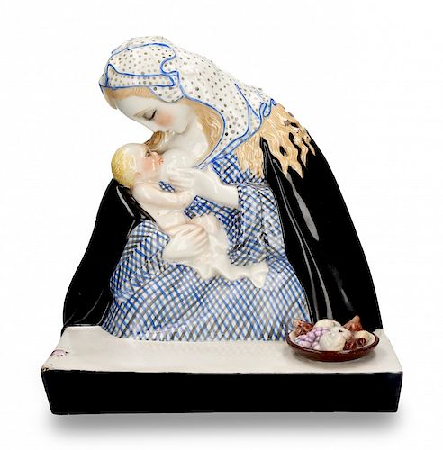 Sandro Vacchetti , Madonna with Child, Enamelled earthenwar Sandro Vacchetti ,  Virgen con el Niño, Escultura en loza e