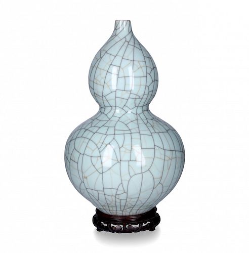 Chinese porcelain "pumpkin" vase, 20th Century Jarrón "calabaza" chino en porcelana, del siglo XX
