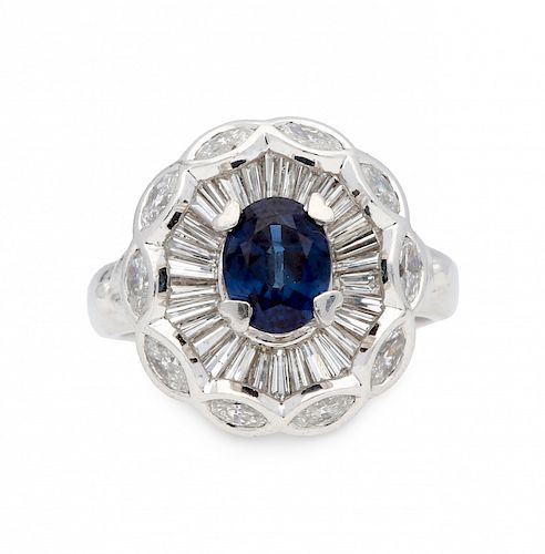 Sapphire and diamonds rosette ring Sortija rosetón de zafiro y diamantes
