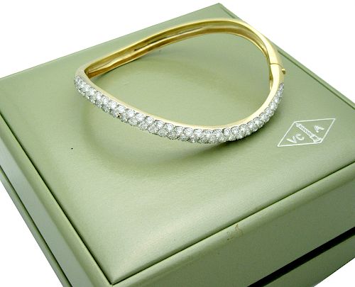 Van Cleef & Arpels  18k Diamond Bangle Bracelet Yellow Gold