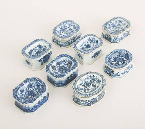 ASSEMBLED PAIR OF CHINESE BLUE AND WHITE PORCELAIN TRENCHER SALTS, FOUR SIMILAR SALTS AND TWO OVAL SALTS