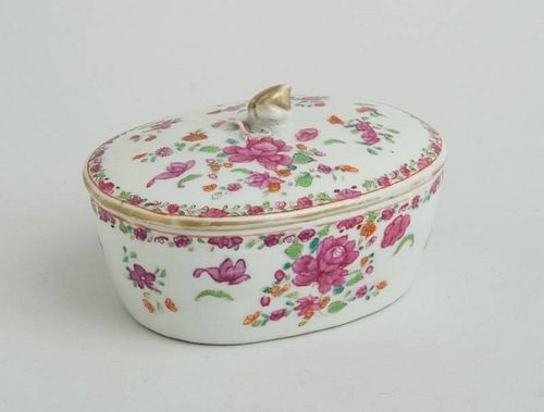 CHINESE EXPORT STYLE PORCELAIN FAMILLE ROSE OVAL BUTTER TUB AND COVER