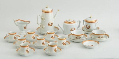 CHINESE EXPORT PORCELAIN THIRTY-TWO-PIECE TEA AND COFFEE SERVICE