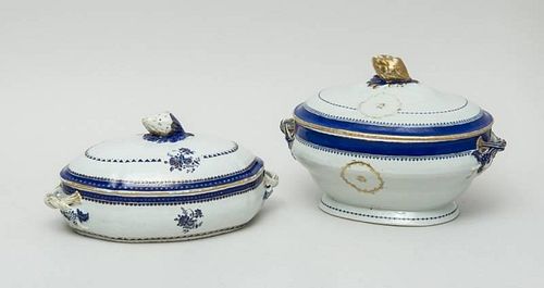 CHINESE EXPORT PORCELAIN TUREEN AND COVER AND A SIMILAR VEGETABLE DISH AND COVER