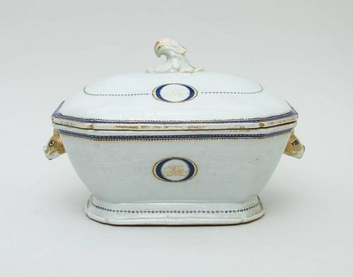 CHINESE EXPORT PORCELAIN CHAMFERED RECTANGULAR BOAR'S HEAD TUREEN AND COVER