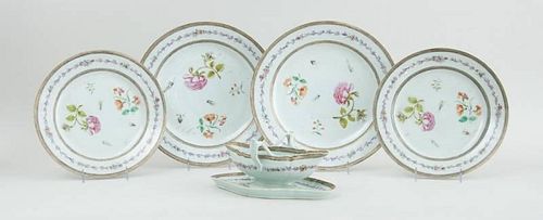 TWO GRADUATED PAIRS OF CHINESE EXPORT PORCELAIN FAMILLE ROSE PLATES AND A MATCHING SAUCE BOAT AND STAND