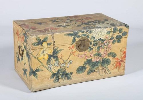 CHINESE EXPORT PAINTED PIG SKIN-COVERED TRUNK