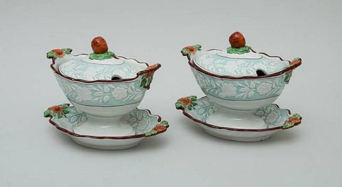PAIR OF ENGLISH PEARLWARE SAUCE TUREENS AND ATTACHED STANDS
