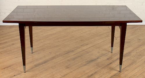 MAHOGANY DINING TABLE ON TAPERED LEGS C. 1950