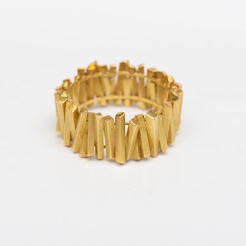 18k Gold Band Ring, in the Style of Andrew Grima