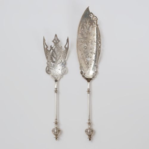 George Sharp Silver Two Piece Fish  Set