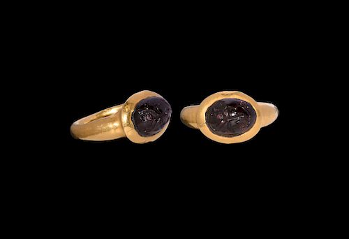 Sassanian Gold Ring with Hunting Scene Gem